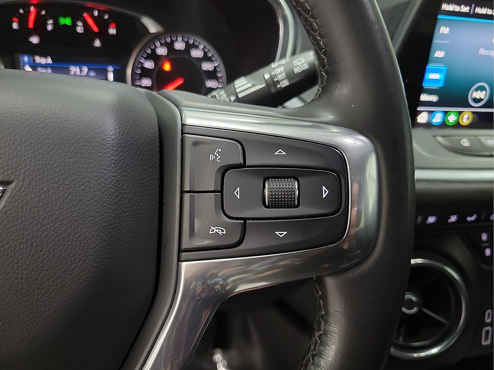 Used 2020 Chevrolet Blazer LT FWD image 20