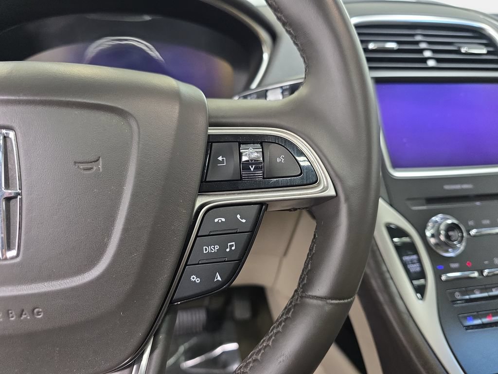 Used 2020 Lincoln Nautilus Reserve AWD/4WD image 18