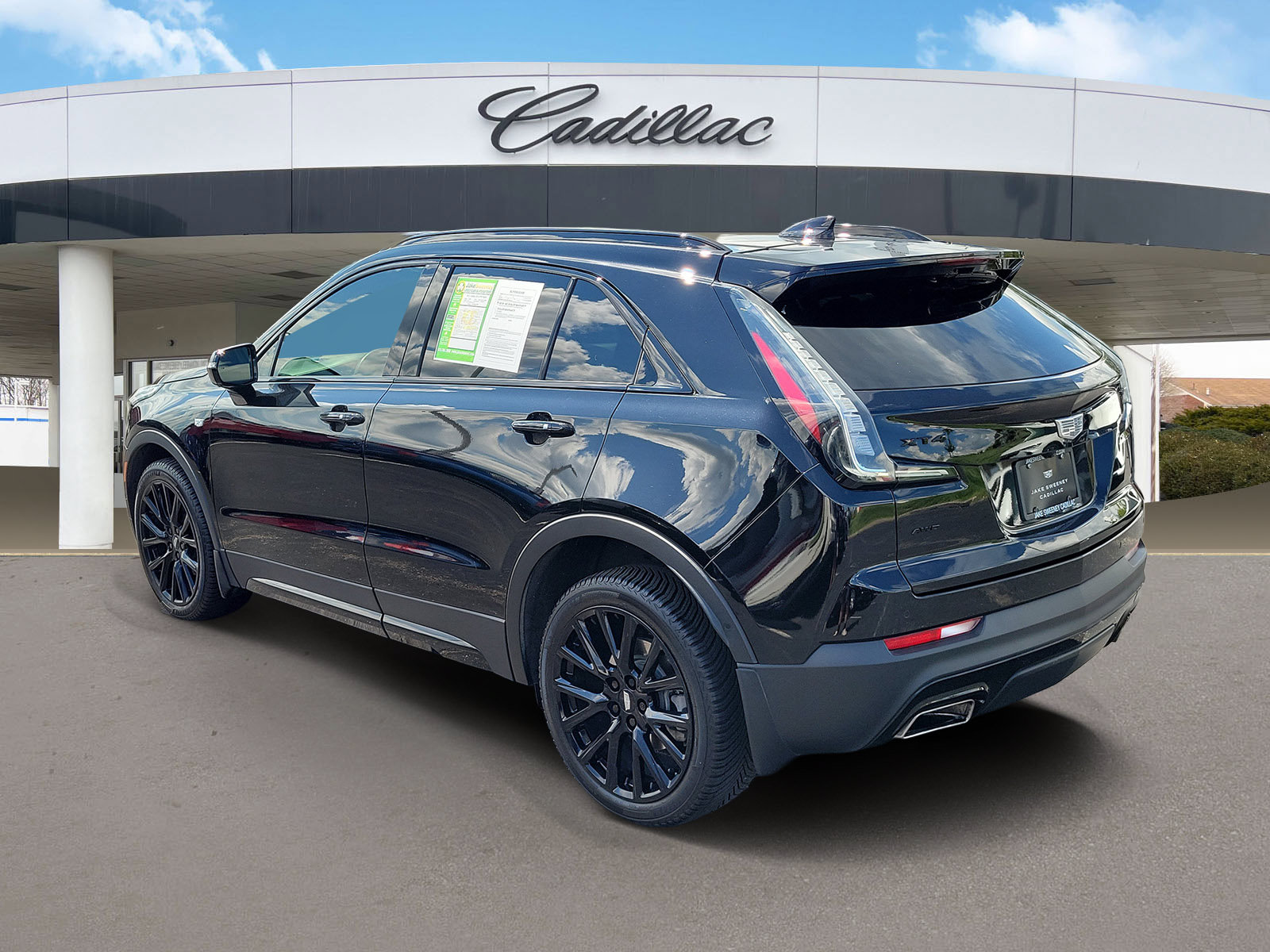 Used 2022 Cadillac XT4 Sport w/ LPO, ONYX Package AWD/4WD image 4