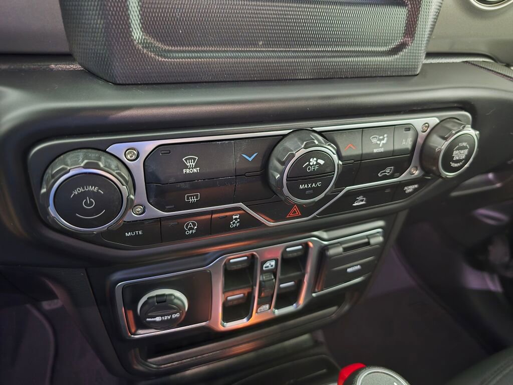 Used 2022 Jeep Wrangler Unlimited Sport image 29