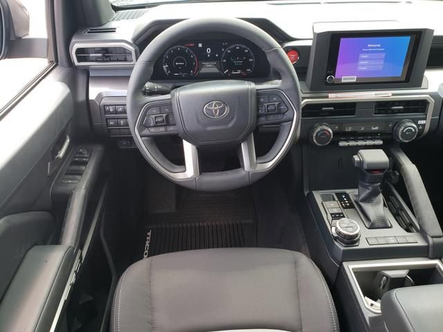 New 2025 Toyota Tacoma TRD Off-Road AWD/4WD image 16