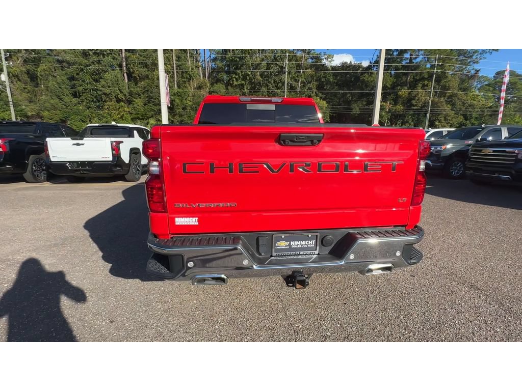 Used 2023 Chevrolet Silverado 1500 LT w/ Z71 Off-Road Package AWD/4WD image 3