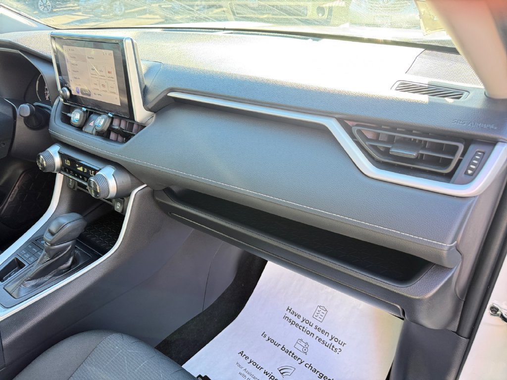 Certified 2025 Toyota RAV4 XLE AWD/4WD image 16