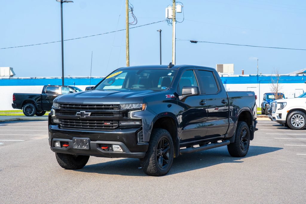 Used 2021 Chevrolet Silverado 1500 LT Trail Boss w/ Convenience Package II AWD/4WD image 3