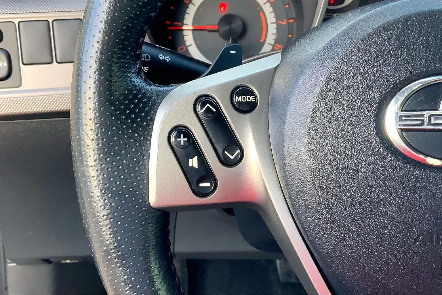 Used 2015 Scion tC FWD image 22