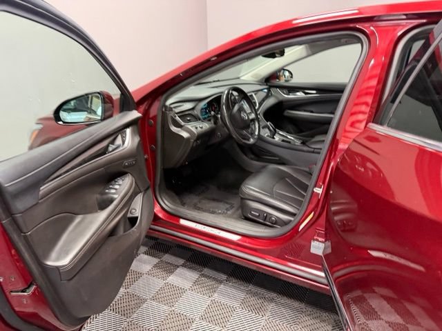 Used 2017 Buick LaCrosse Essence FWD image 14