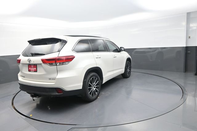 Used 2018 Toyota Highlander SE AWD/4WD image 74