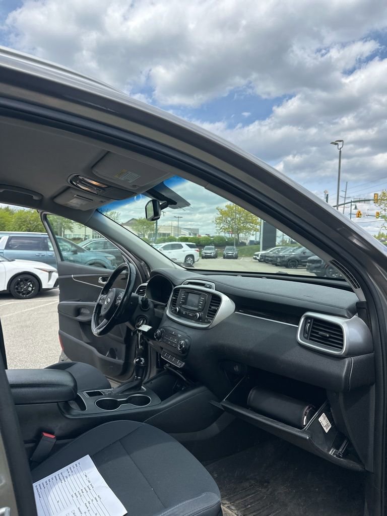 Used 2016 Kia Sorento LX w/ LX Convenience Package AWD/4WD image 19
