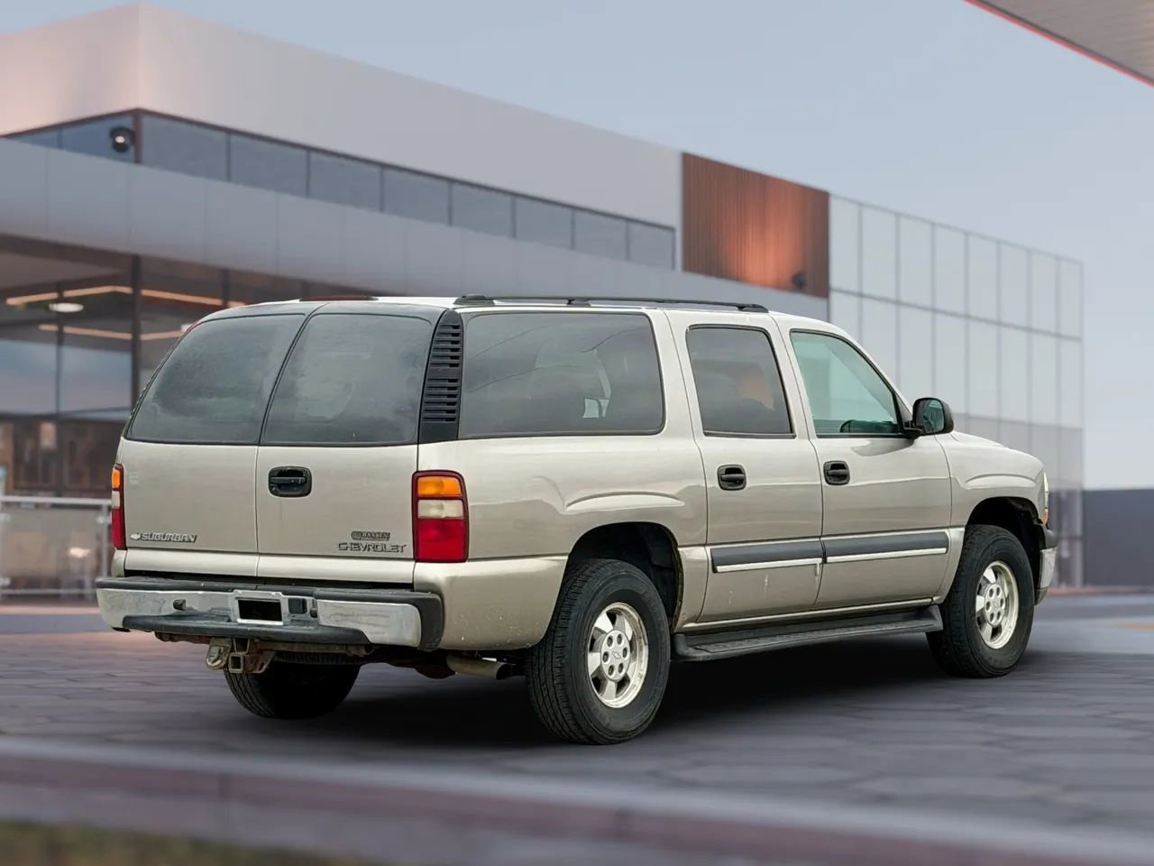 Used 2003 Chevrolet Suburban LS w/ LS Preferred Equipment Group image 11