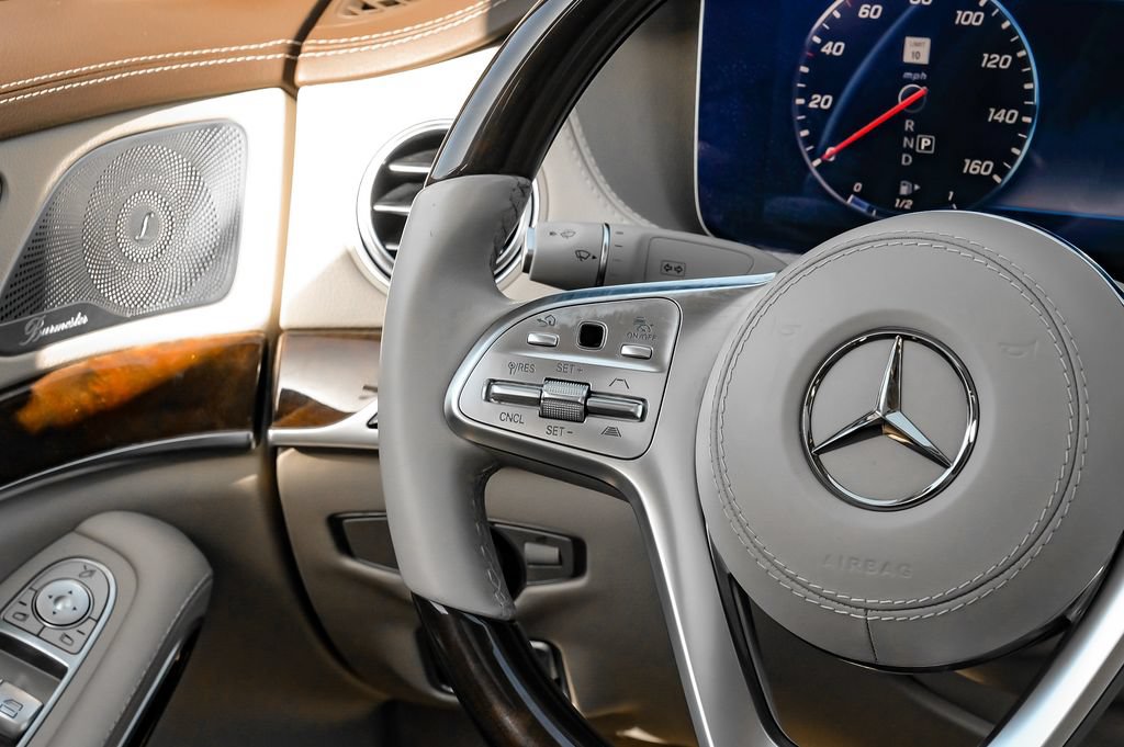 Used 2019 Mercedes-Benz S 560 Sedan image 16
