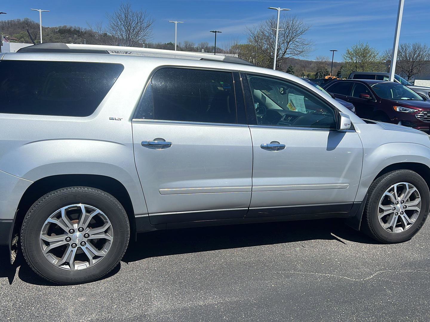 Used 2016 GMC Acadia SLT AWD/4WD image 4