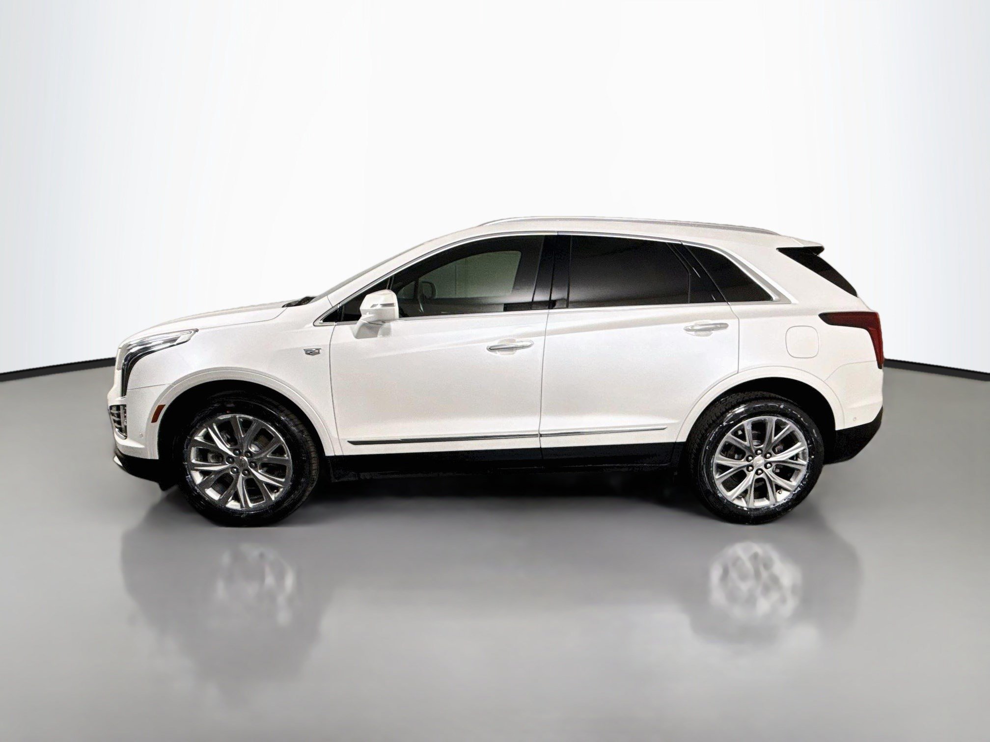 Used 2020 Cadillac XT5 Premium Luxury FWD image 6