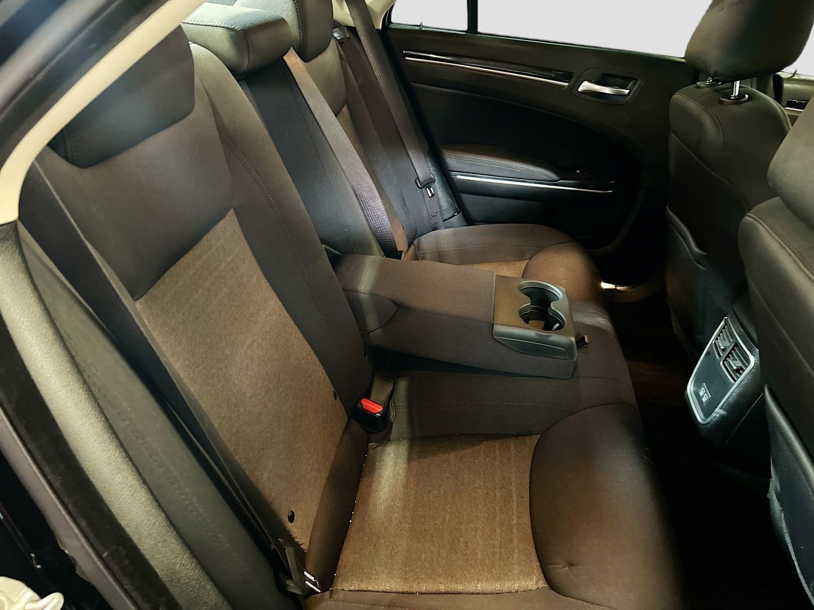 Used 2023 Chrysler 300 Touring w/ Sport Appearance Package image 26