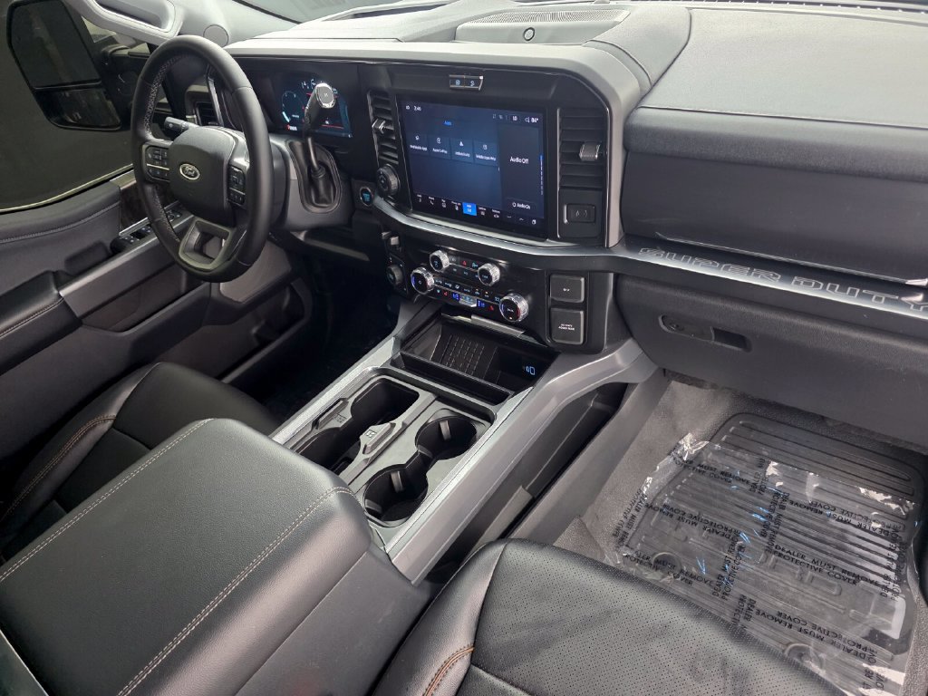 Used 2025 Ford F350 Lariat w/ Lariat Ultimate Package AWD/4WD image 35
