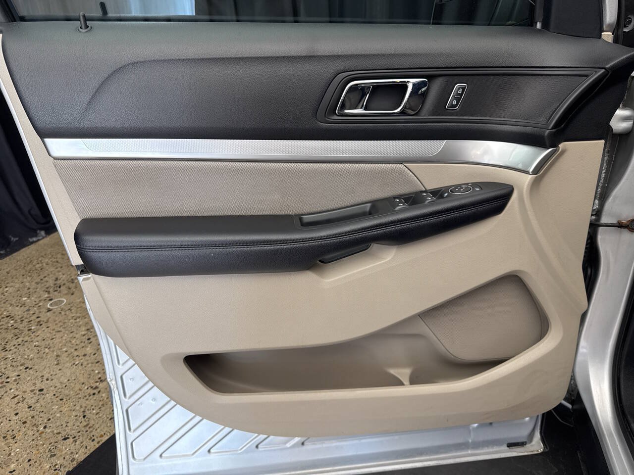 Used 2018 Ford Explorer 4WD image 10