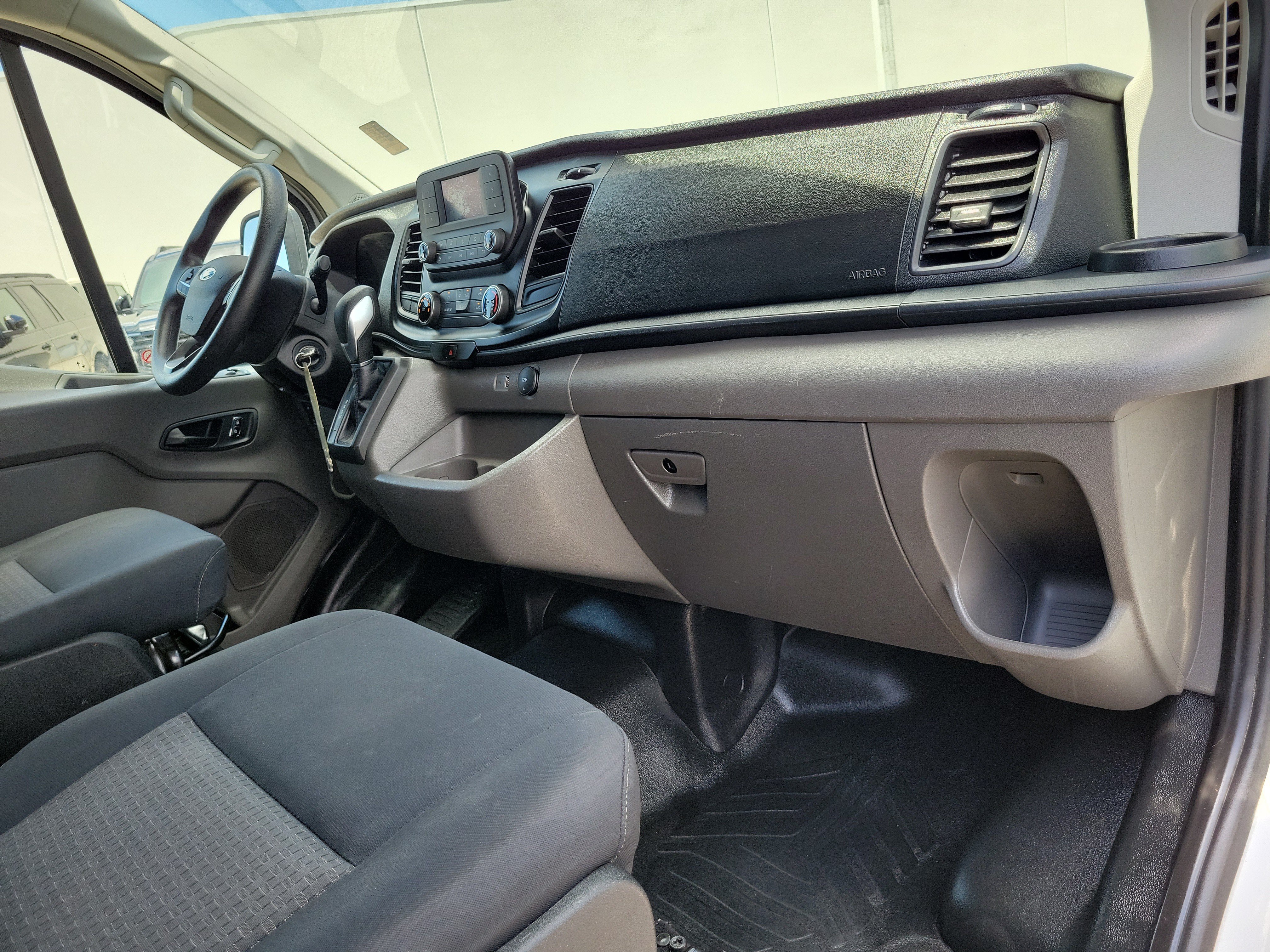 Used 2024 Ford Transit 250 Low Roof w/ Exterior Upgrade Package RWD image 15