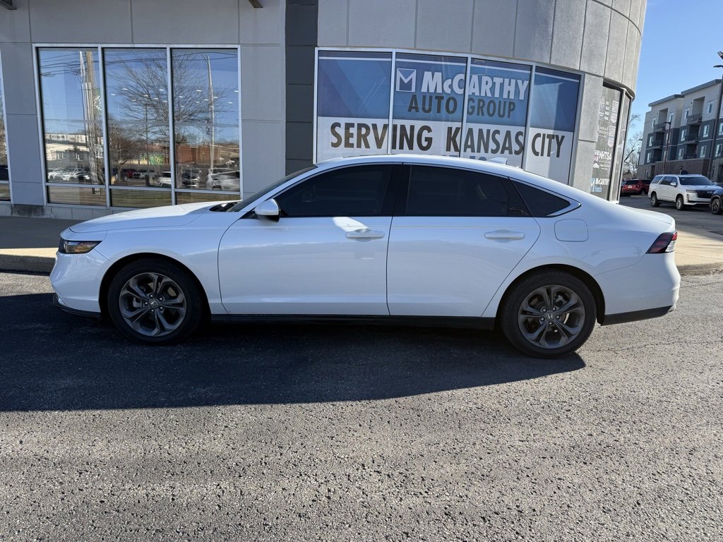 Used 2024 Honda Accord EX image 2