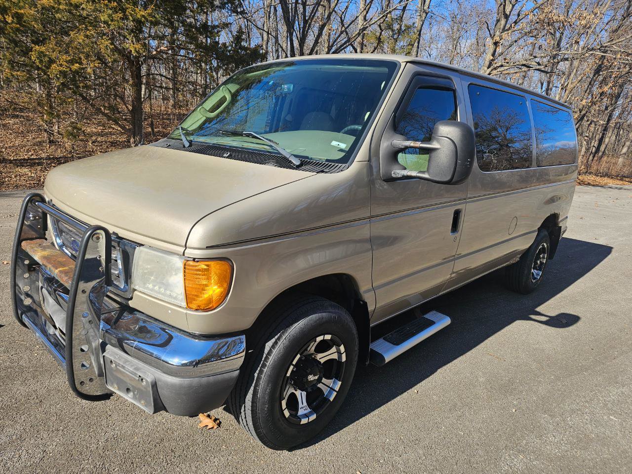 Used 2007 Ford E-350 and Econoline 350 XLT image 12