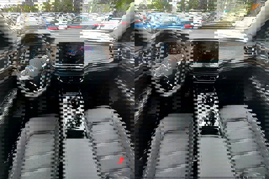 New 2026 Volkswagen Atlas SEL image 3