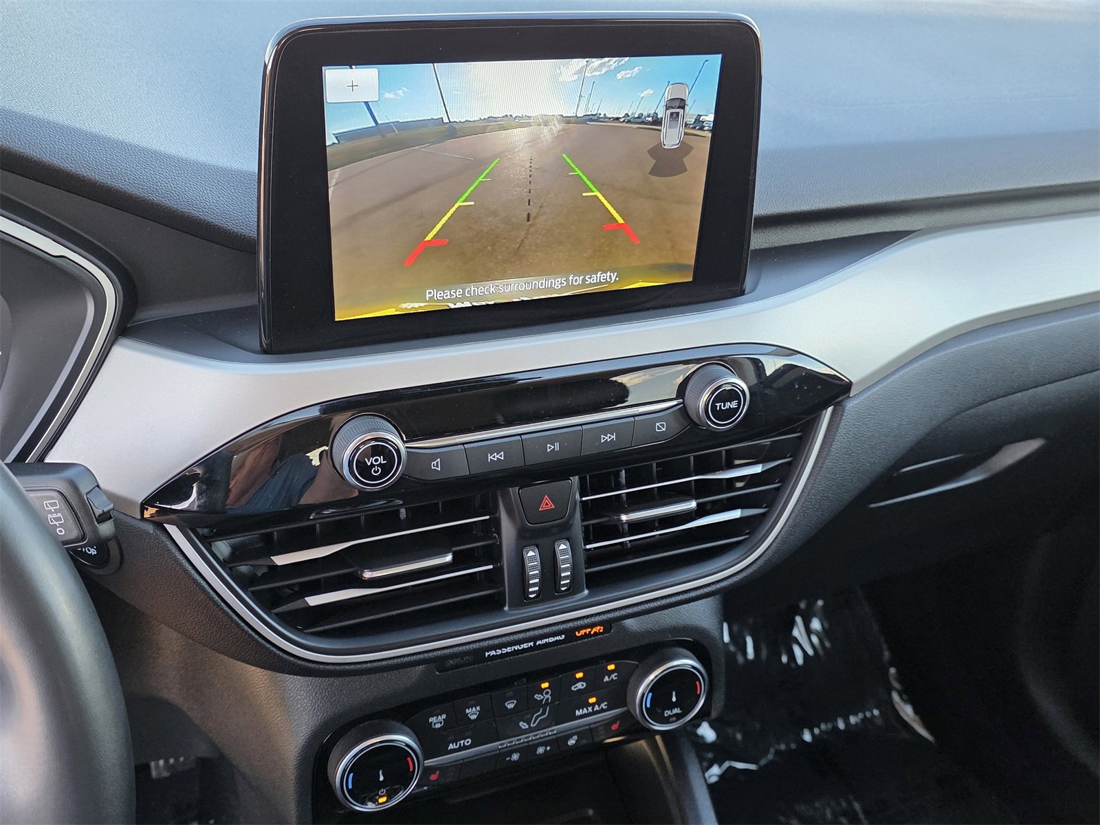 Used 2022 Ford Escape SEL image 14