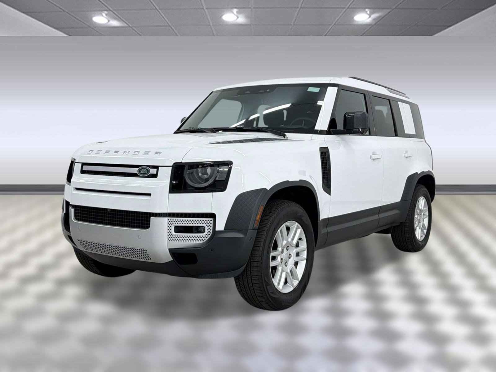 Used 2025 Land Rover Defender 110 S image 1