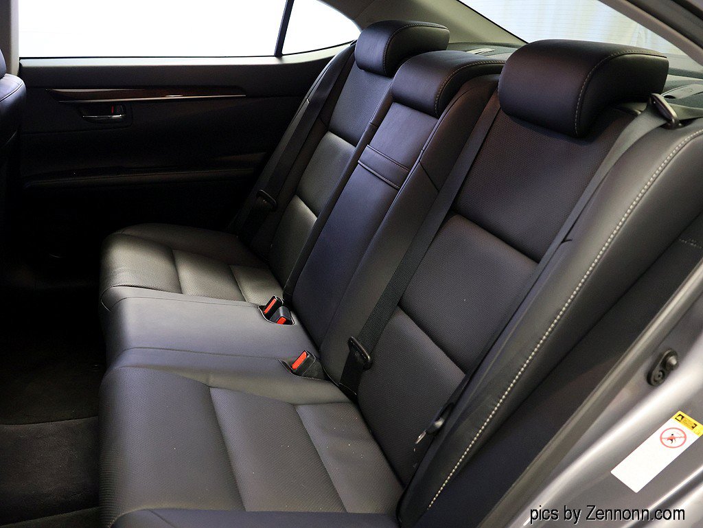 Used 2015 Lexus ES 350 w/ Premium Package FWD image 12