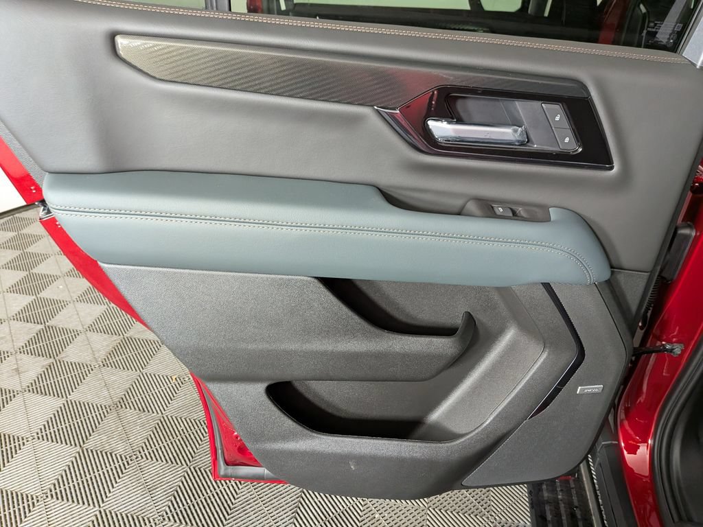 New 2026 GMC Yukon AT4 w/ AT4 Premium Package AWD/4WD image 30