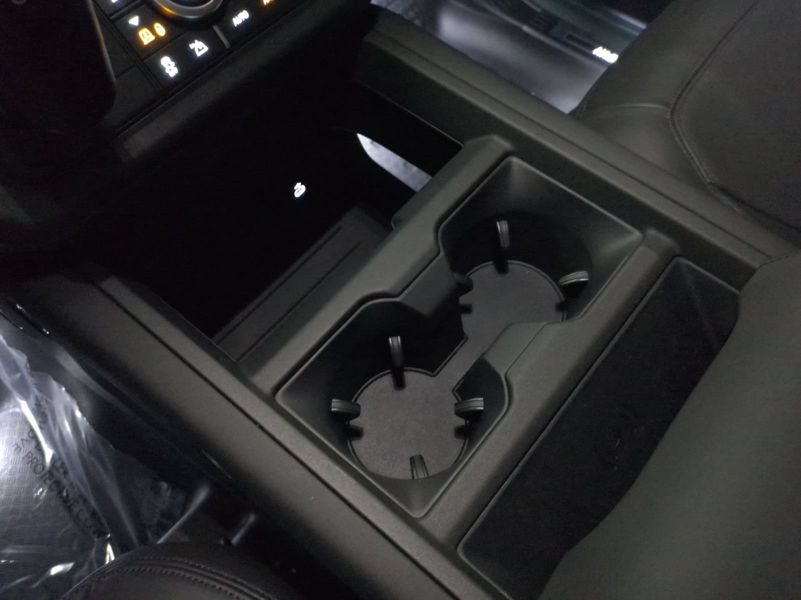 New 2026 Land Rover Defender 110 Trophy Edition AWD/4WD image 22