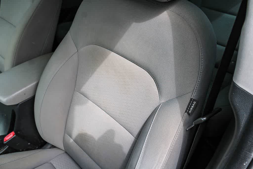 Used 2019 Hyundai Elantra SE FWD image 12