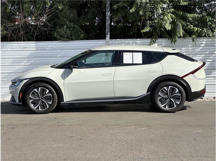 Used 2024 Kia EV6 Light AWD/4WD image 13