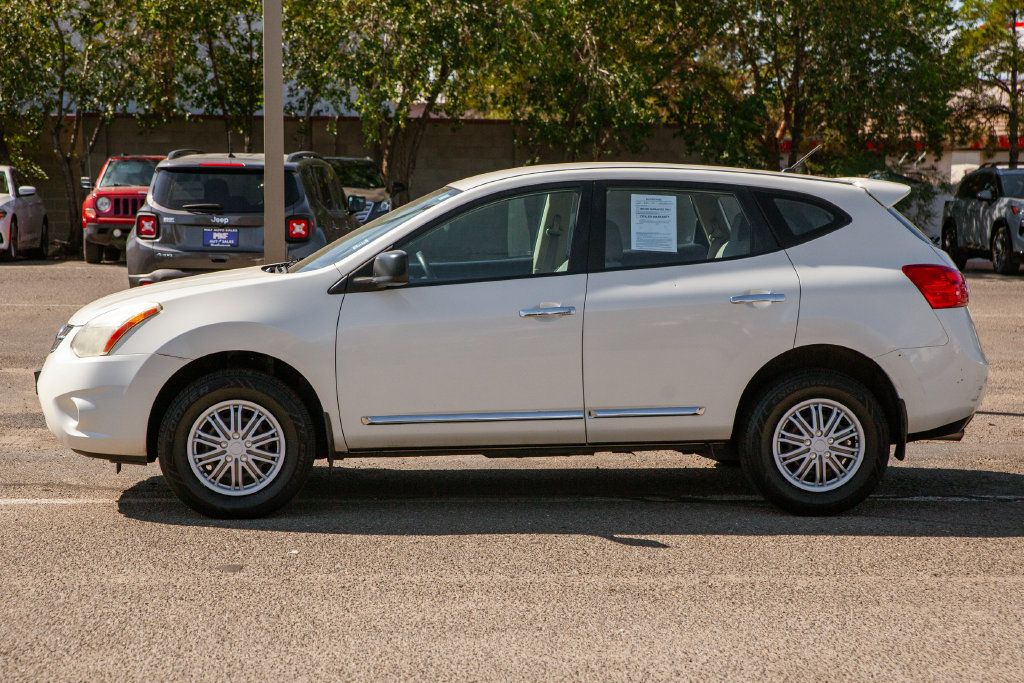 Used 2013 Nissan Rogue S FWD image 8