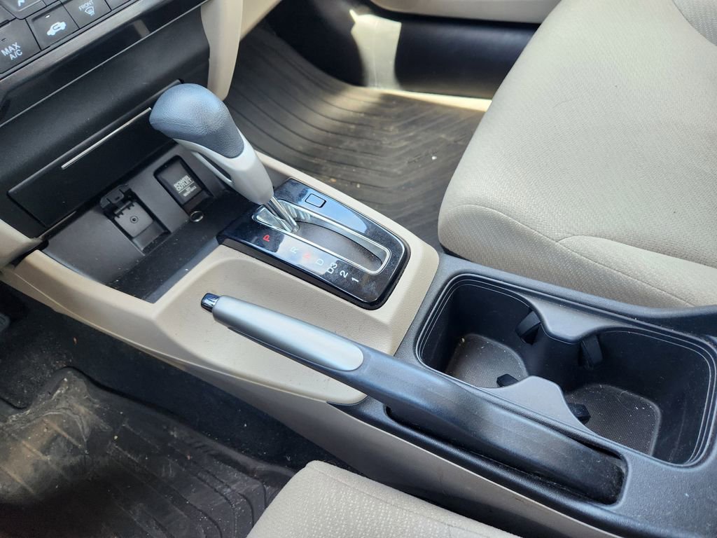 Used 2013 Honda Civic LX image 22
