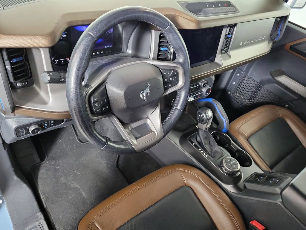Used 2023 Ford Bronco Outer Banks AWD/4WD image 11