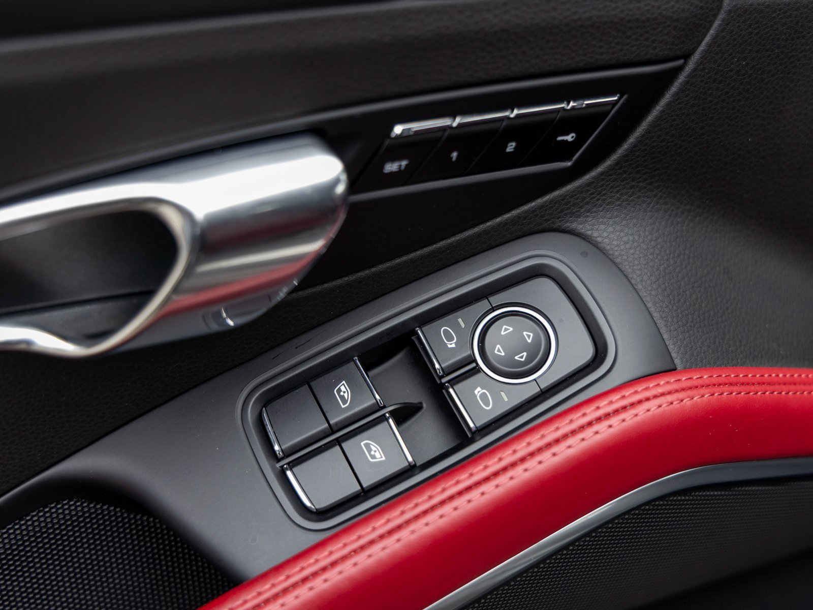 Certified 2017 Porsche 718 Boxster image 26