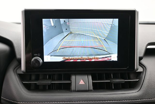 Certified 2025 Toyota RAV4 LE AWD/4WD image 23
