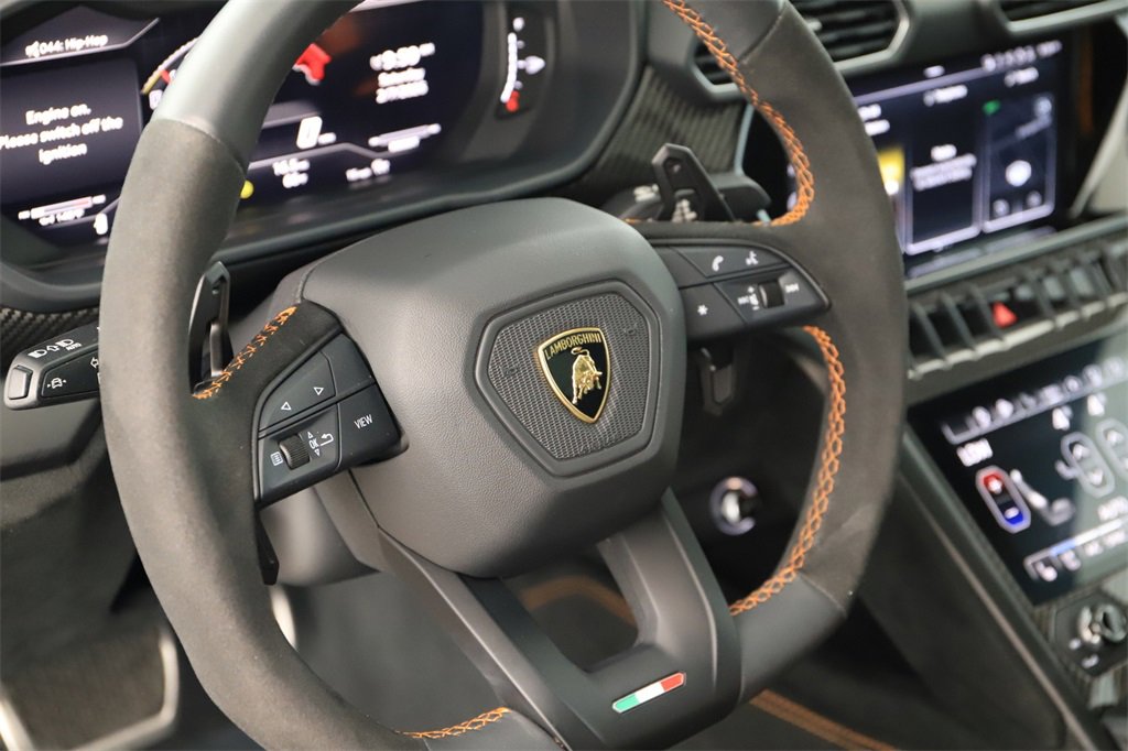 Used 2024 Lamborghini Urus Performante image 16