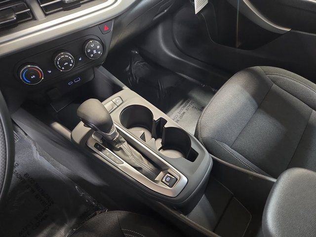 New 2026 Chevrolet Trax LS w/ LS Convenience Package FWD image 25