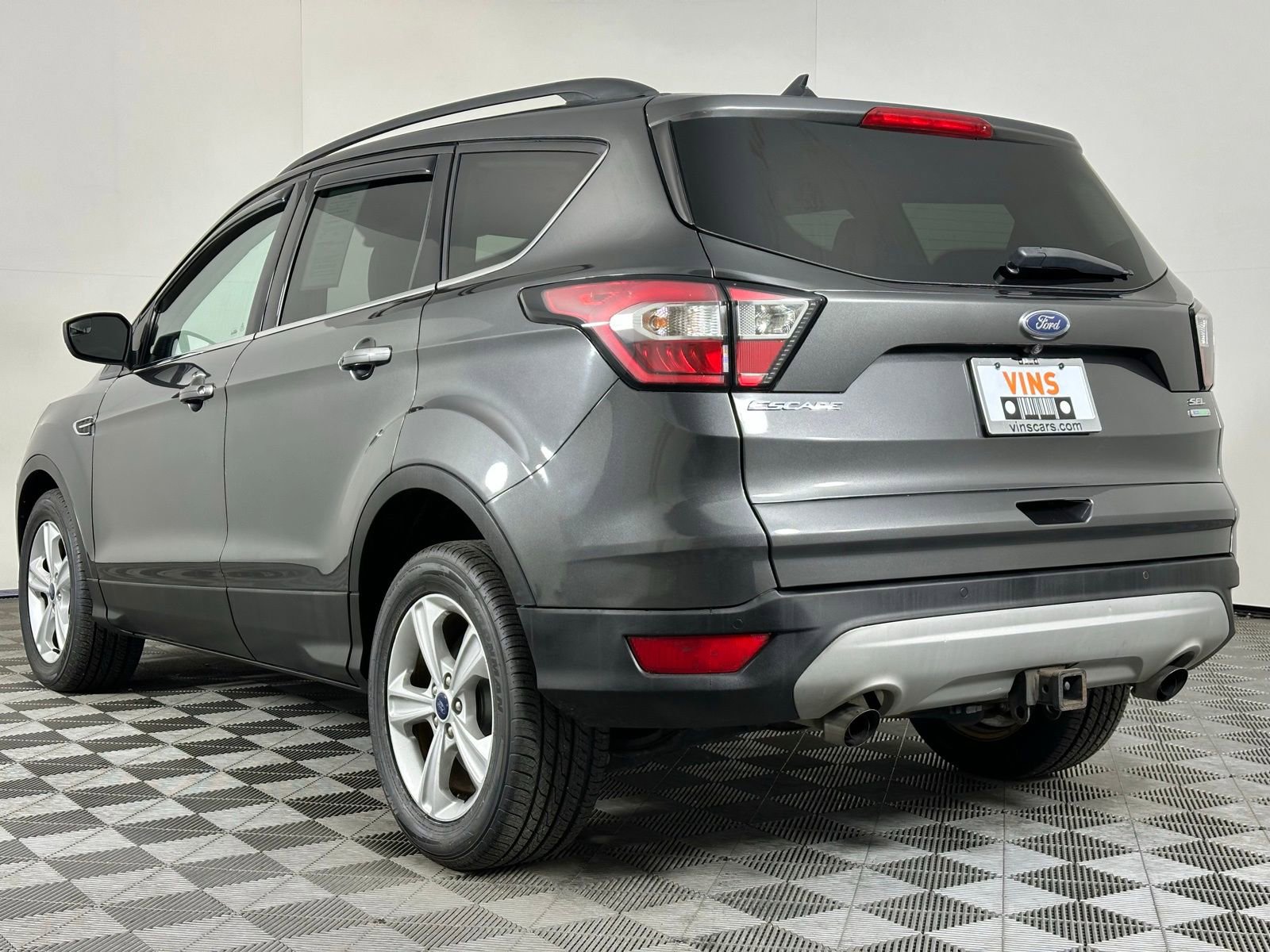 Used 2018 Ford Escape SEL image 32