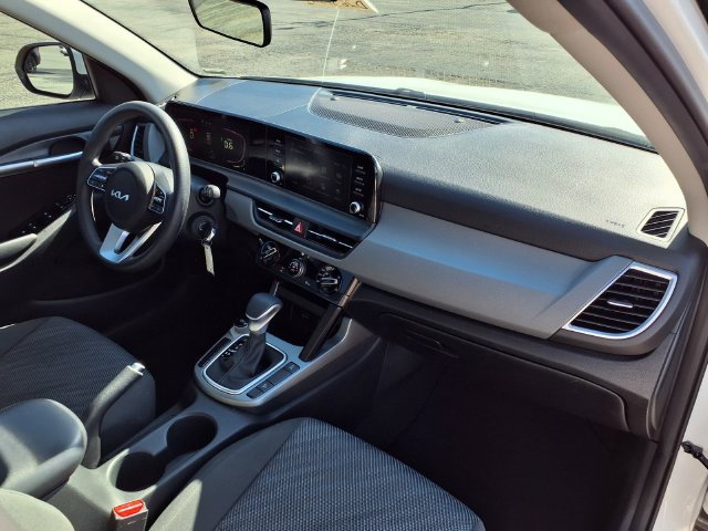 Used 2024 Kia Seltos LX AWD/4WD image 54
