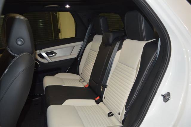 New 2026 Land Rover Discovery Sport Landmark image 36