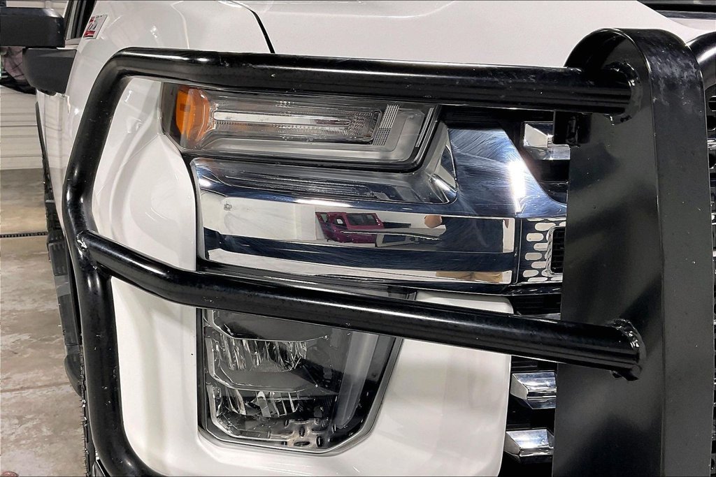Used 2022 Chevrolet Silverado 2500 LTZ w/ LTZ Plus Package AWD/4WD image 34