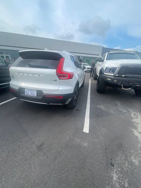 Used 2020 Volvo XC40 T5 Inscription AWD/4WD image 5