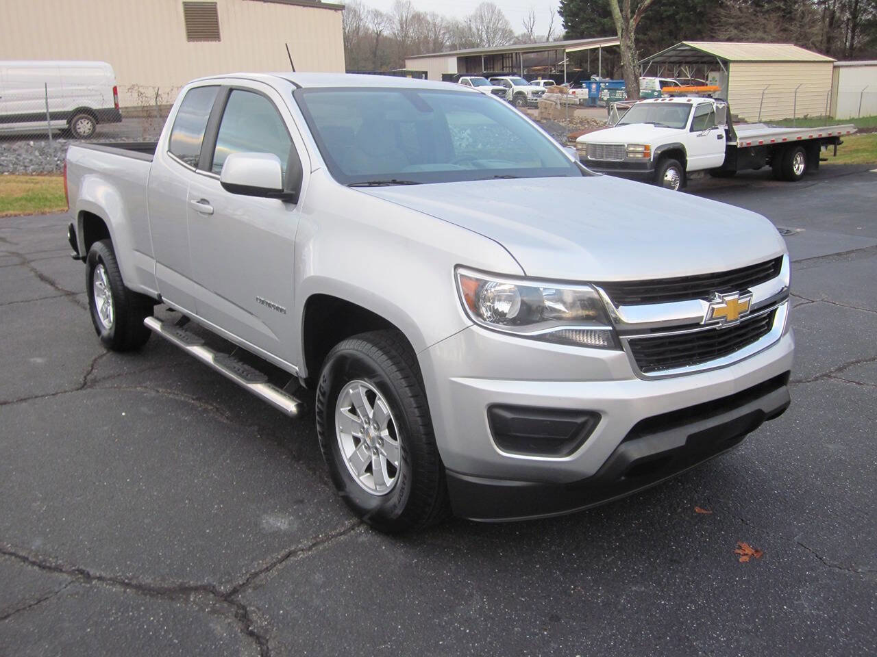 Used 2020 Chevrolet Colorado W/T w/ WT Convenience Package image 4