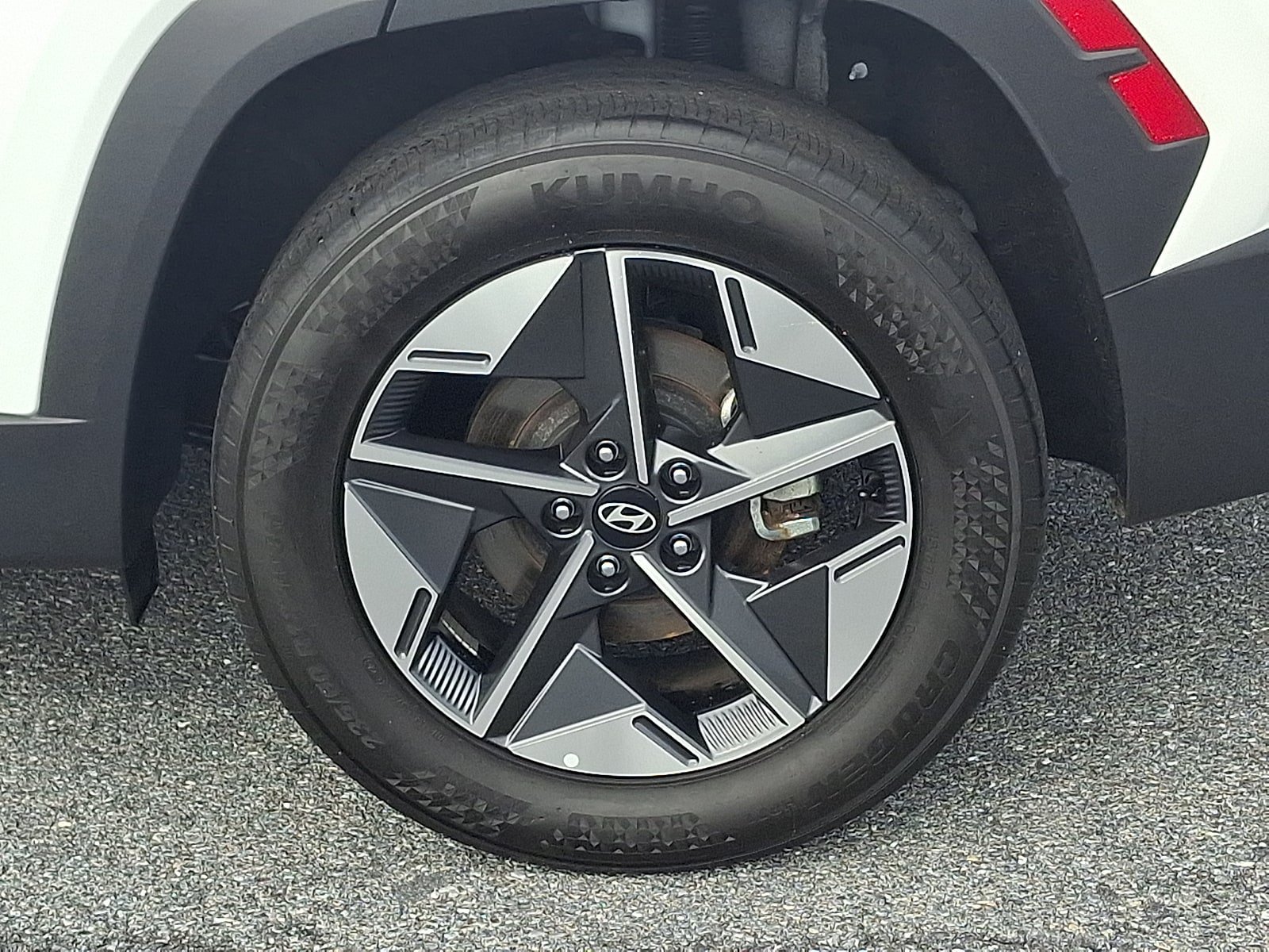 Certified 2025 Hyundai Tucson SEL AWD/4WD image 9
