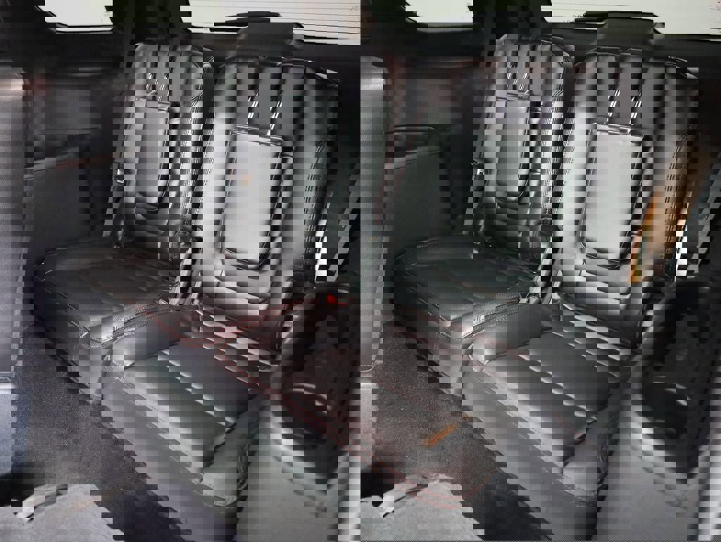 Used 2018 Ford Explorer Sport w/ Equipment Group 401A image 30