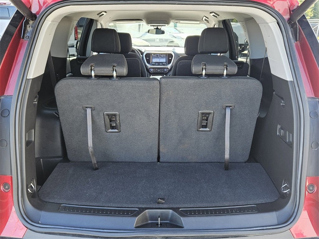 Certified 2023 GMC Acadia SLE w/ Driver Convenience Package image 11