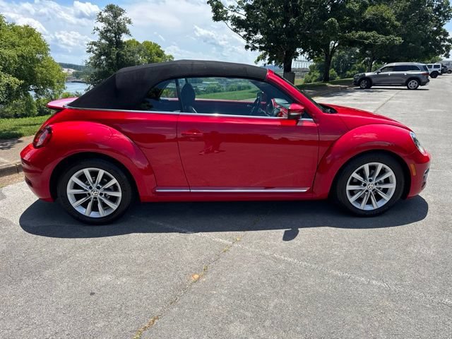 Used 2017 Volkswagen Beetle 1.8T SE FWD image 8