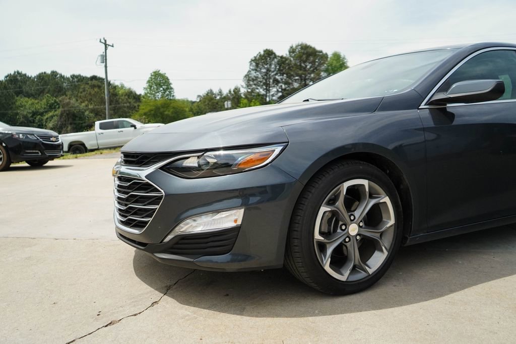 Used 2021 Chevrolet Malibu LT FWD image 11