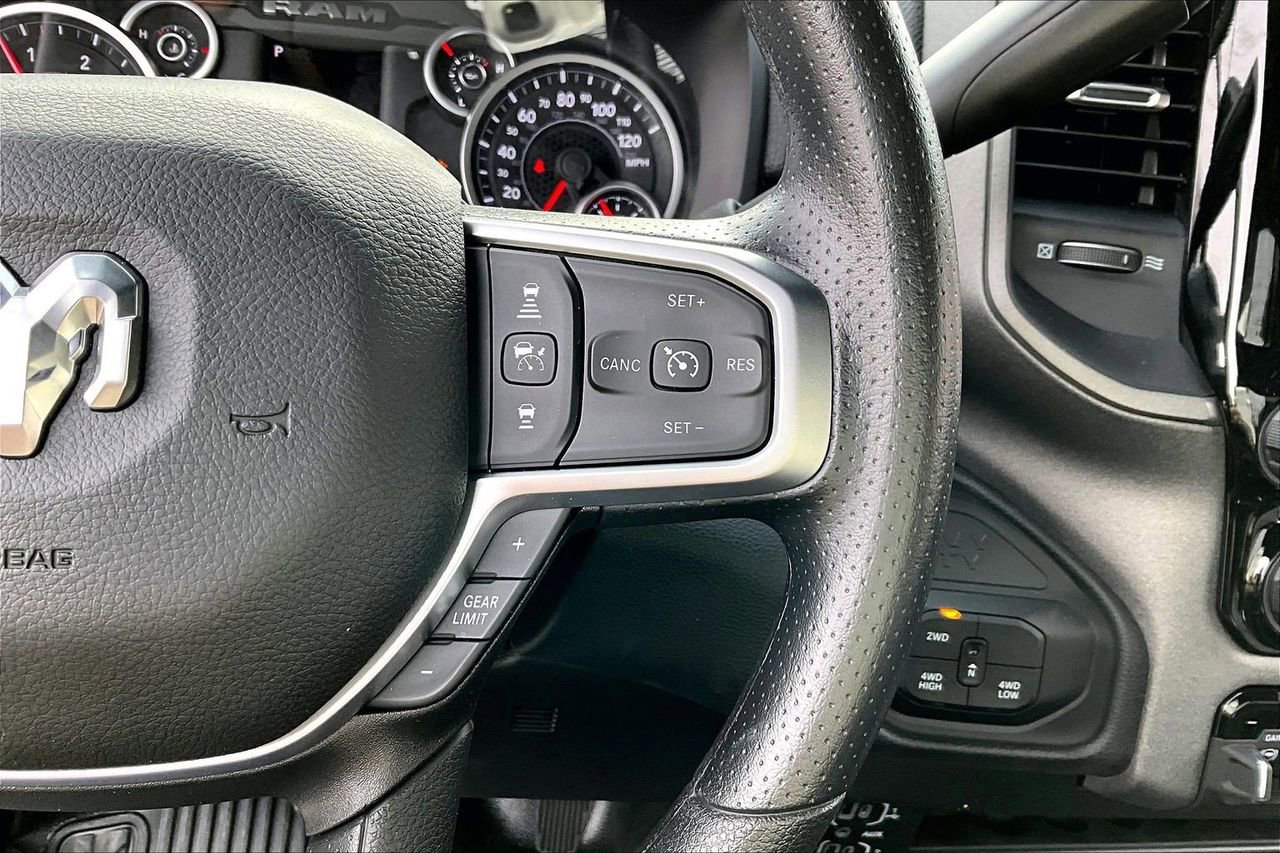 New 2025 RAM 5500 Tradesman AWD/4WD image 28