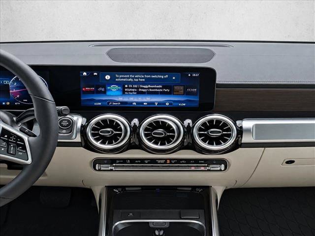 Used 2026 Mercedes-Benz GLB 250 image 24